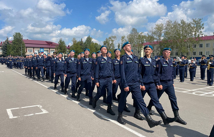 В Туле отметили День ВДВ