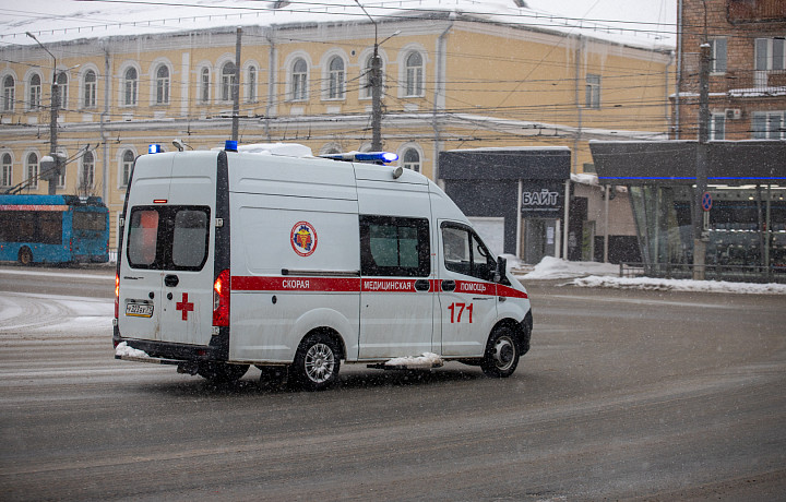 Тульская скорая помощь выезжала на вызовы больше 16 тысяч раз в новогодние праздники