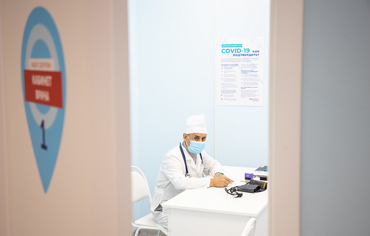 В тульских медицинских учреждениях работают 5 890 врачей