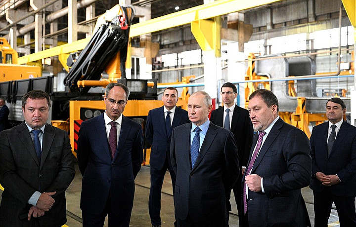 Владимир Путин о развитии машиностроения: Мы должны двигаться к полной суверенизации
