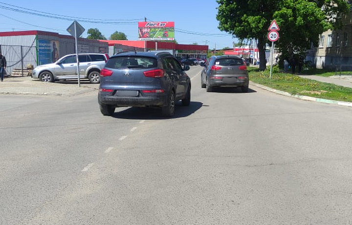 Водитель Kia Sportage сбил пенсионерку на улице Советской в Ясногорске