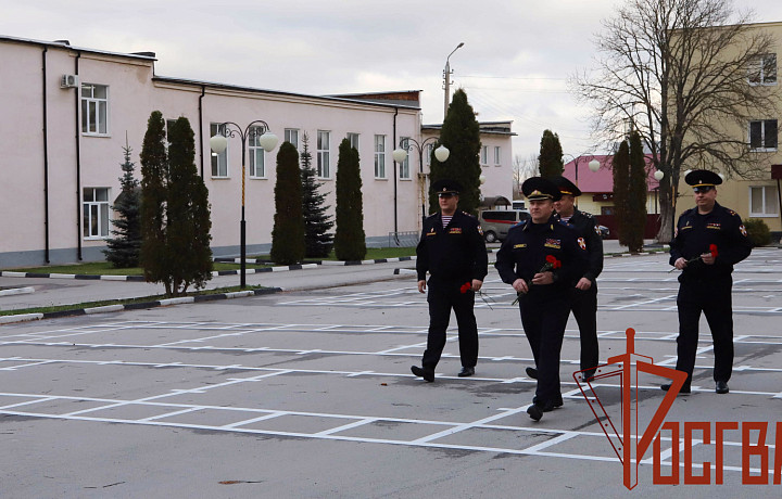 Тульские росгвардейцы почтили память погибших сотрудников