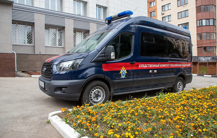 В Туле на улице Максима Горького найдено тело 18-летнего убитого парня