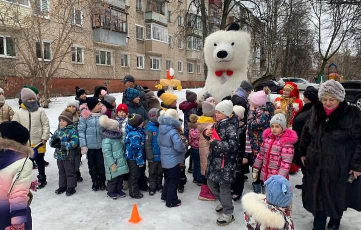 В Зареченском округе Тулы прошел праздник Масленицы