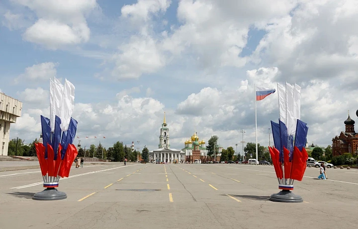 В Туле открыли памятник экс-губернатору Василию Стародубцеву В Туле открыли памятник экс-губернатору Василию Стародубцеву