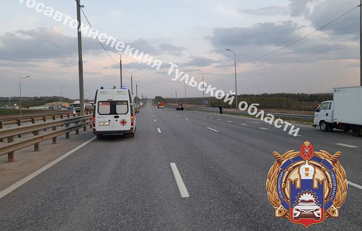 Велосипедист погиб под колесами машины на трассе М-2 в Ясногорском районе Велосипедист погиб под колесами машины на трассе М-2 в Ясногорском районе