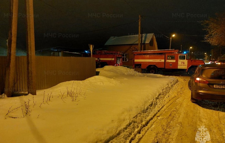 На пожаре в частном доме в Ясногорске погиб 53-летний мужчина