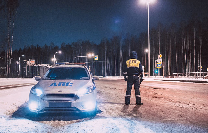 Тульские инспекторы ДПС помогли восстановить отопление в автобусе